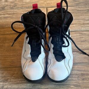 Jordan True Flight Basketball Shoes